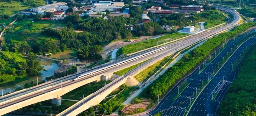 华商头条|西安北⇌香港西九龙 首发还有余票!