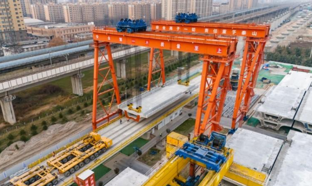 西北首次！“装配式高铁桥面施工”在西延高铁成功运用