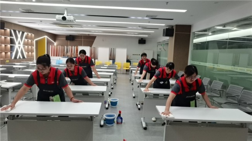 华商头条|京东家政开启“百县十万人招募计划” 投入10亿提升保洁师收益及合作体验