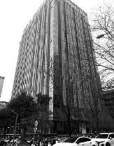 华商头条|西安写字楼市场需求收缩 甲级办公楼跌破90元/平方米·月