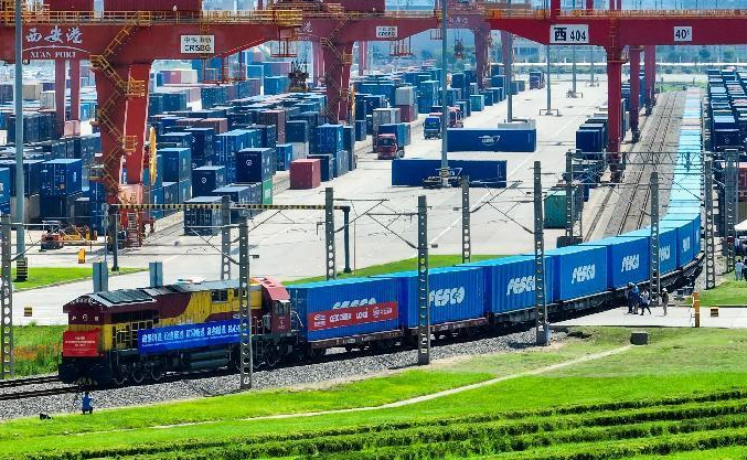 华商头条|陕西外贸质升量稳动力足 2024年全省进出口总值4540.7亿元