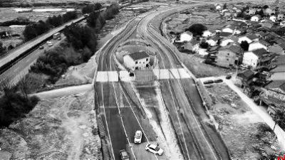 江西“最强钉子户”独守孤房