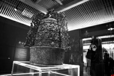 国家一级文物秦公镈“吸睛” 餐饮价格“同城同价”