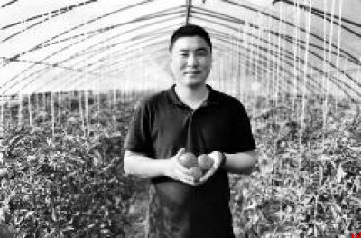 周至这位90后实现“新农人”梦想