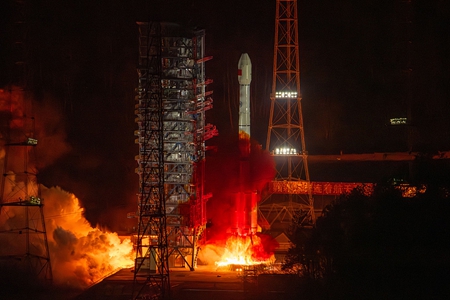 华商头条|西安科技助力我国成功发射中星10R通信卫星