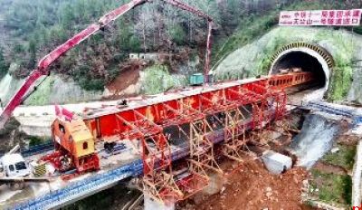 山阳：担当实干 攻坚克难 推动高质量发展取得新成效