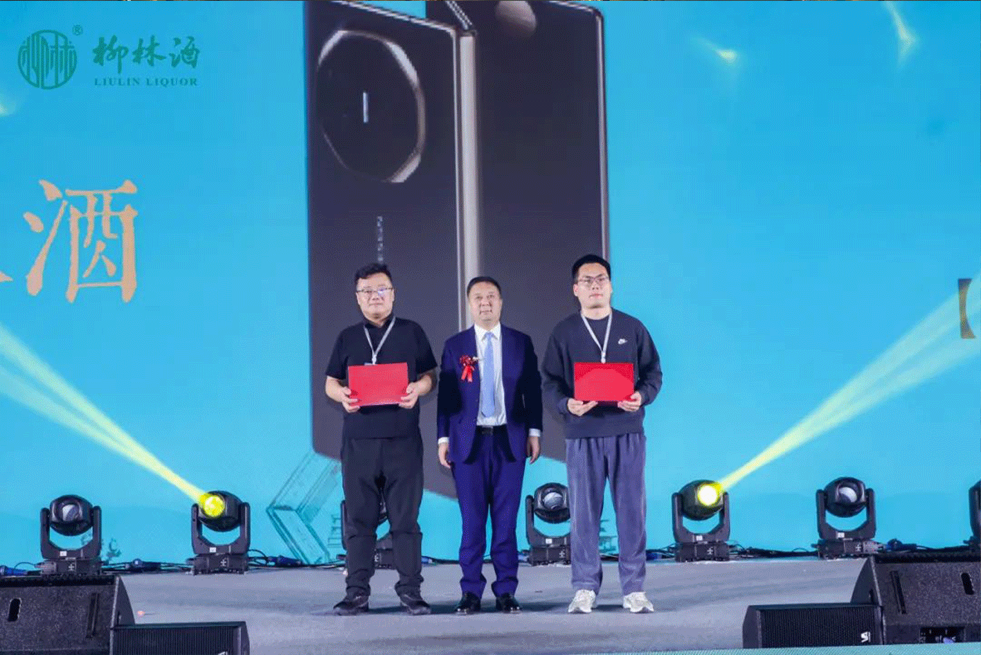 O7DImsdakG6TVmkc.gif 抽奖动图.gif