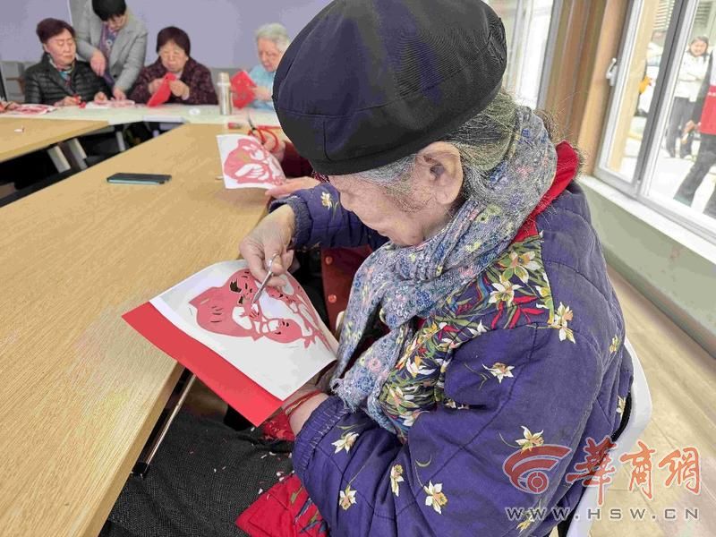 西安：多社区聚焦“一老一小”幸福生活