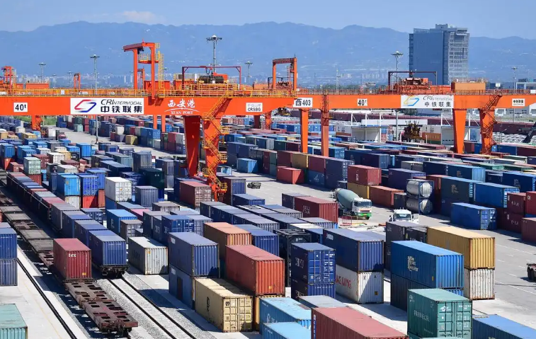 国家统计局：一季度国内生产总值同比增长5.4%