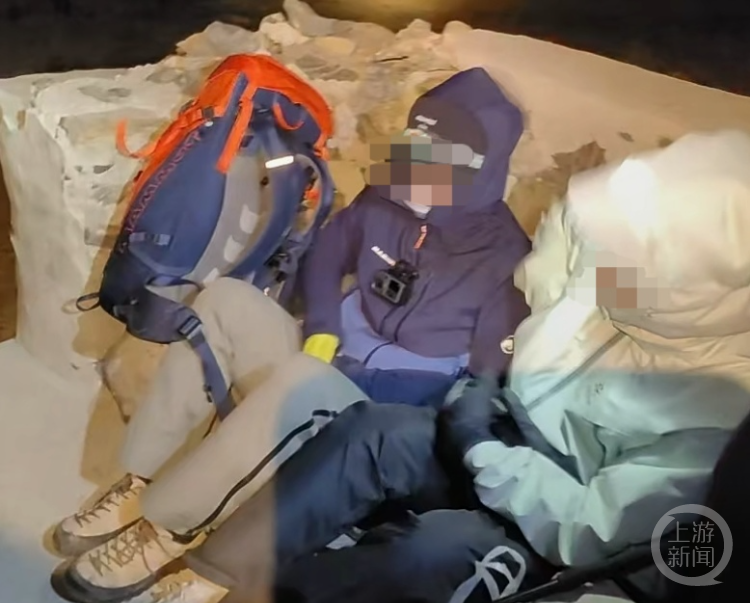 5名驴友徒步五台山夜间迷路获救
