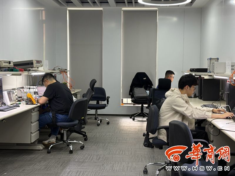 微信图片_20250417173948_副本.jpg