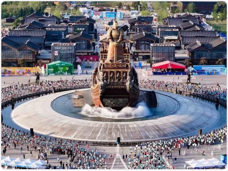 万人相聚最美赛道 2025西咸半马激情开跑