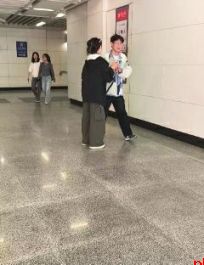 西安这些地铁站存在揽客现象