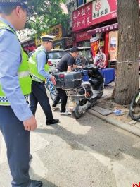 违停整治 疏堵保畅