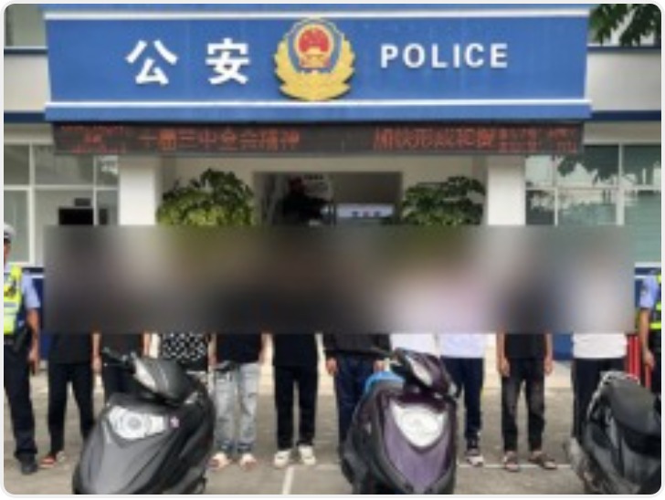 10名“鬼火少年”凌晨结队在城区飙车 警方：涉非法改装