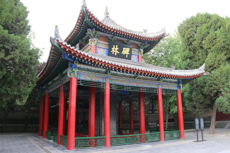 珍品碑刻独立展陈、电子屏互动 西安碑林博物馆“上新”开放