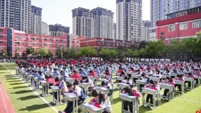 这三名作者作品分获各组别一等奖