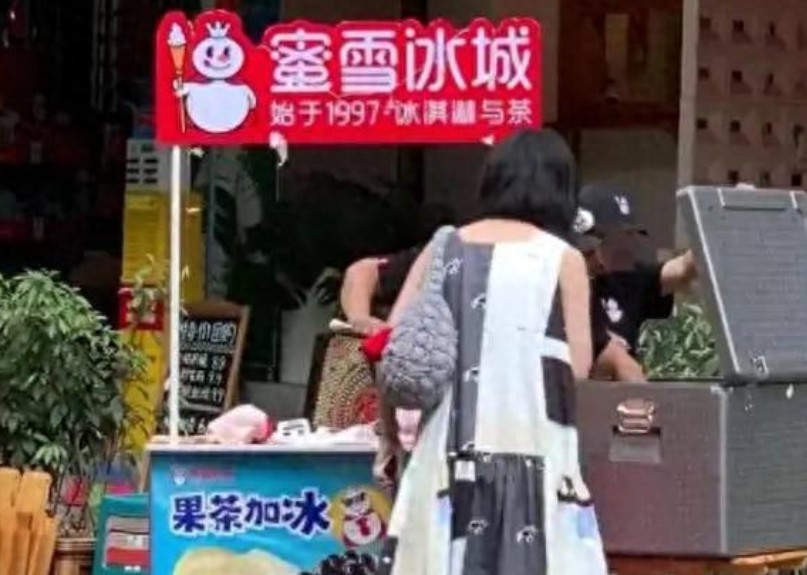 转卖蜜雪冰城柠檬水小伙分享经验 门店：鼓励!要注意食品安全