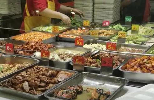 东南大学食堂招博士 校方回应：年薪18万 绝对不存在内定
