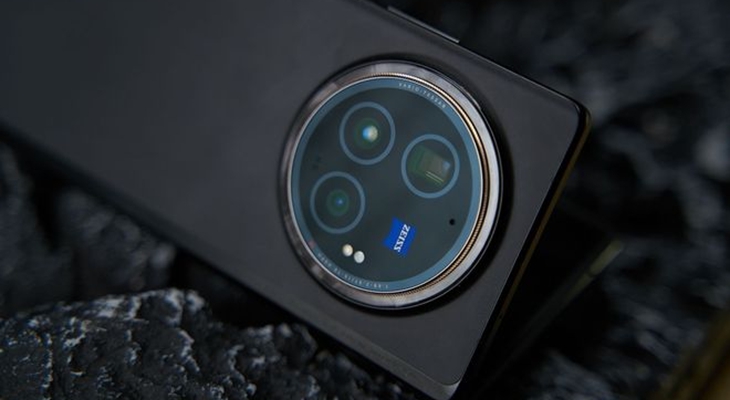 vivo X Fold5来了，影像是最大卖点