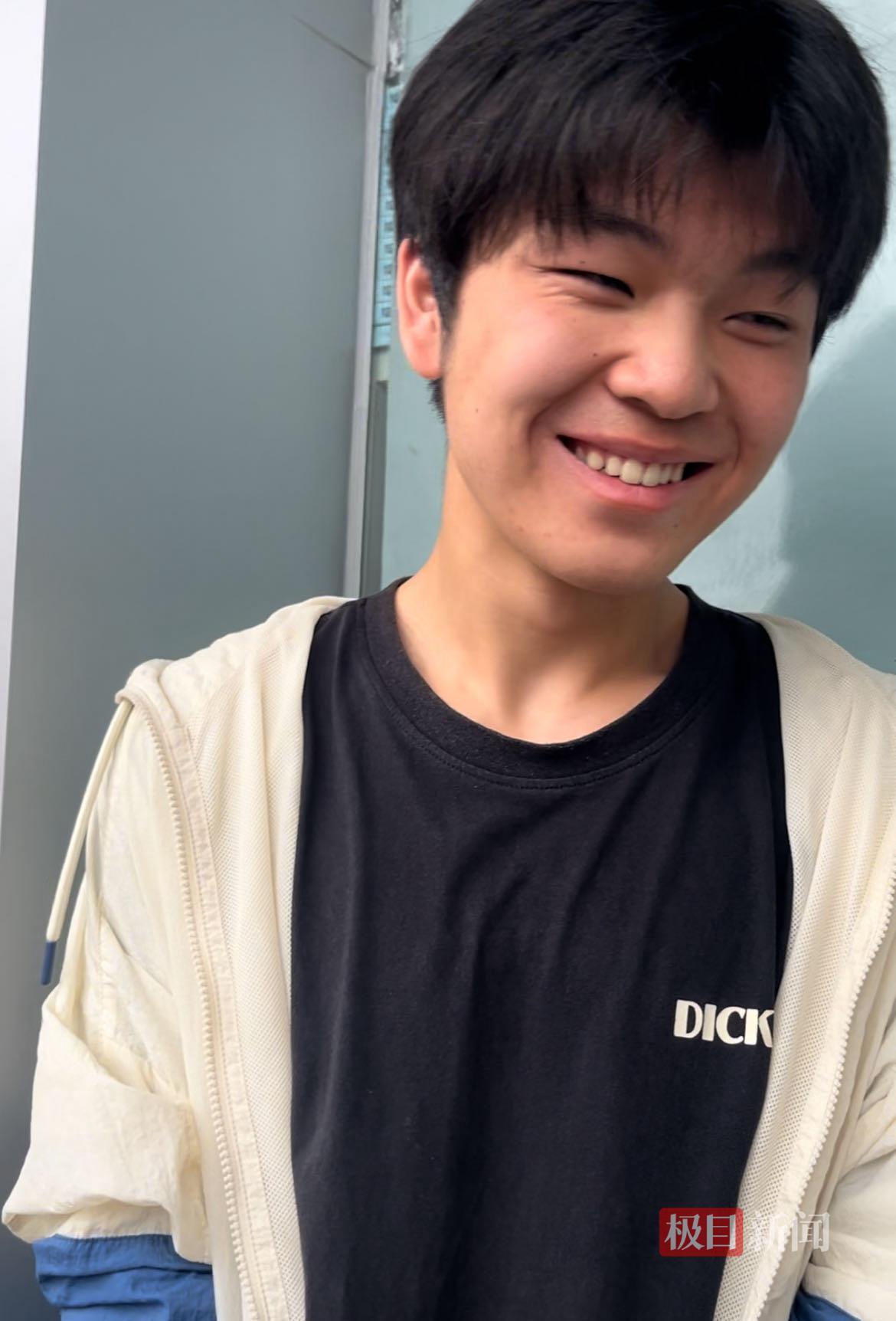 热搜“高考物理难不难？”考生：容易的特别容易 难的特别难