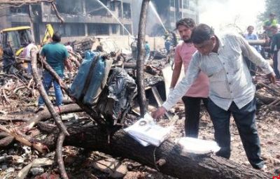 印度客机坠毁 超200人遇难