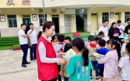 跨越百公里的书香接力 点亮山乡孩子们课堂