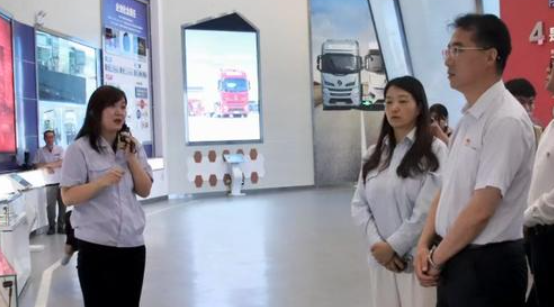 华商头条|行走的思政课！西法大师生在陕汽探寻“知行合一”育人密码