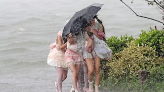 广东等14省区市仍有强降雨 未来一周北方暑热升级
