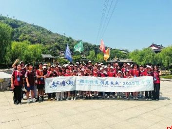 华清宫阙承唐韵 俑立千年今犹在