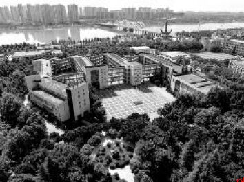 西港高中 用创新教育点亮未来