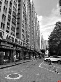 急起来是真急！市民呼吁浐灞二路能建些移动公厕