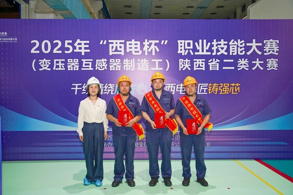冯.jpg