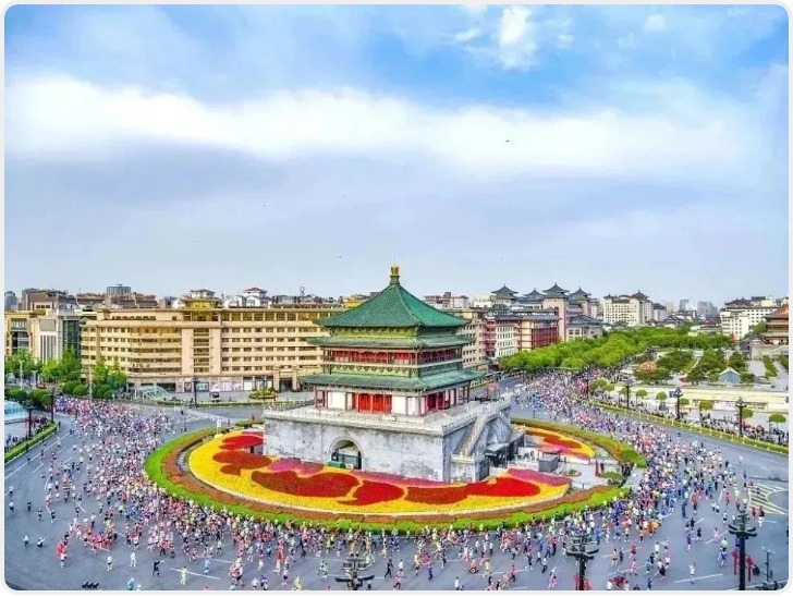 刷新历史记录 2025度小满西安马拉松赛报名人数突破286537人