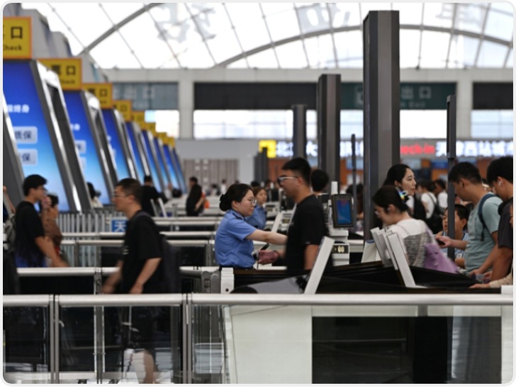 暑运以来 全国铁路累计发送旅客突破4亿人次