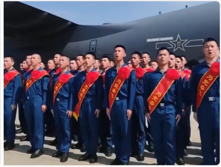 今起多架运-20运送空军新飞行学员