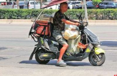 请给户外工作者更多理解与关爱