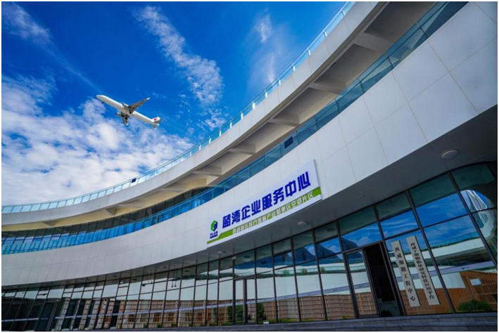 APGcdEExnNIlAEB4.png image.png