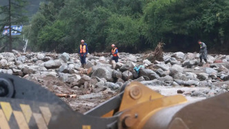 甘肃兰州市榆中县山洪灾害已造成10人遇难、33人失联