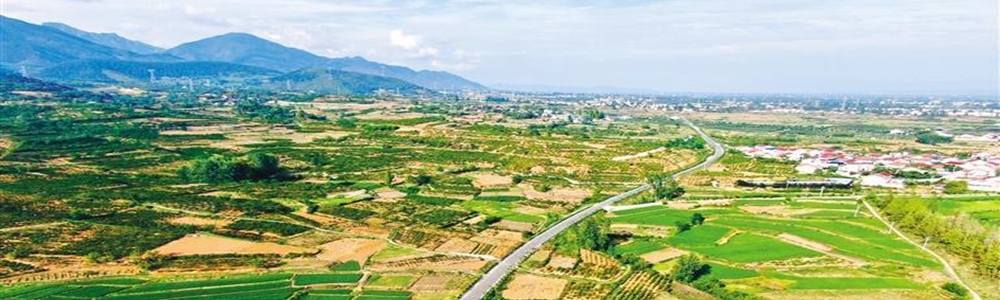 路畅百业兴 步步皆成景