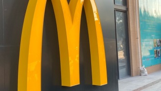 麦当劳回应招募退休人员：该做法此前就有 提供符合法规政策的报酬和商业保险