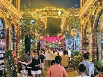 方欣海德小镇：城市更新的莲湖样板 一城千面的西安实践