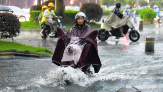 高温+强对流+暴雨 中央气象台三预警齐发
