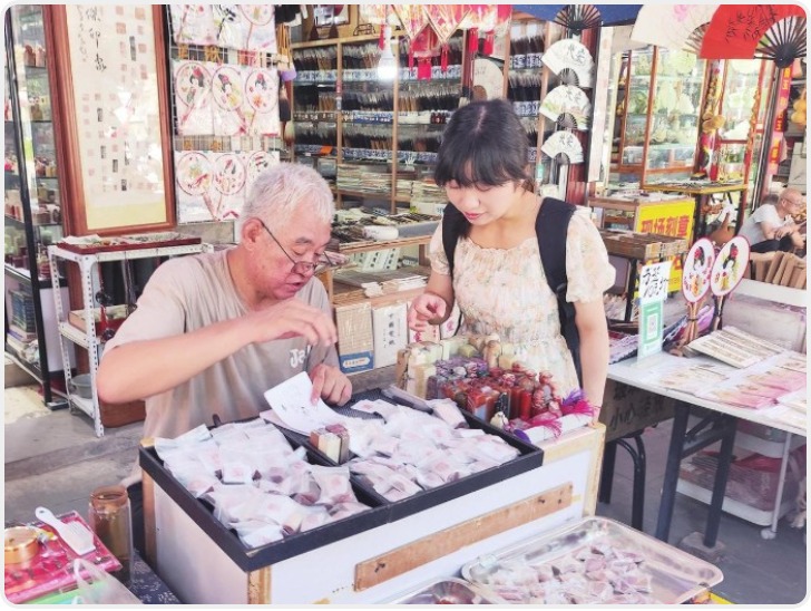 打卡西安特色街区 感受城市慢生活