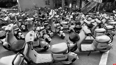 共享电动自行车36元/小时 游客骑行武汉大学校园直呼“天价”