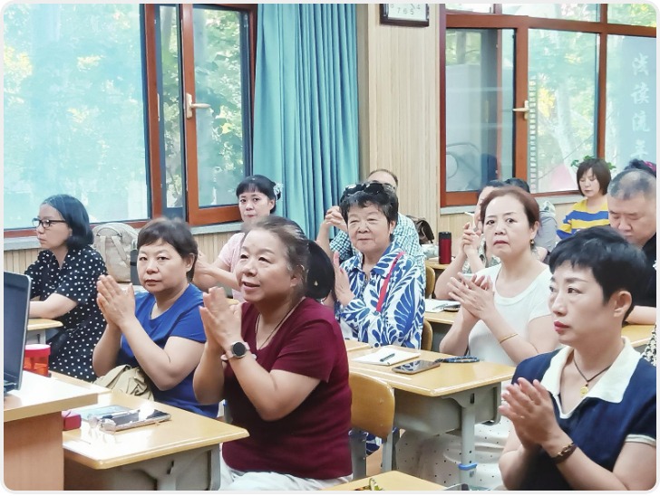 银龄也新潮 老年大学迎来“开学季”