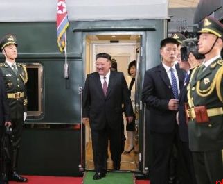 伟大胜利 伟大精神 1945-2025