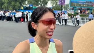 “最快女护士”赛后哭求领导支持调休跑马拉松 医院回应