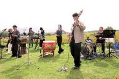 文艺与乡土的“双向奔赴”