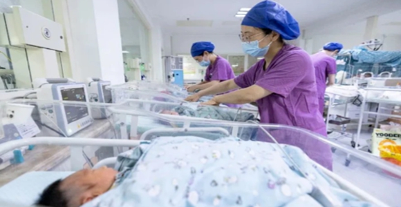 国家卫健委：育儿补贴申领正式全面开放